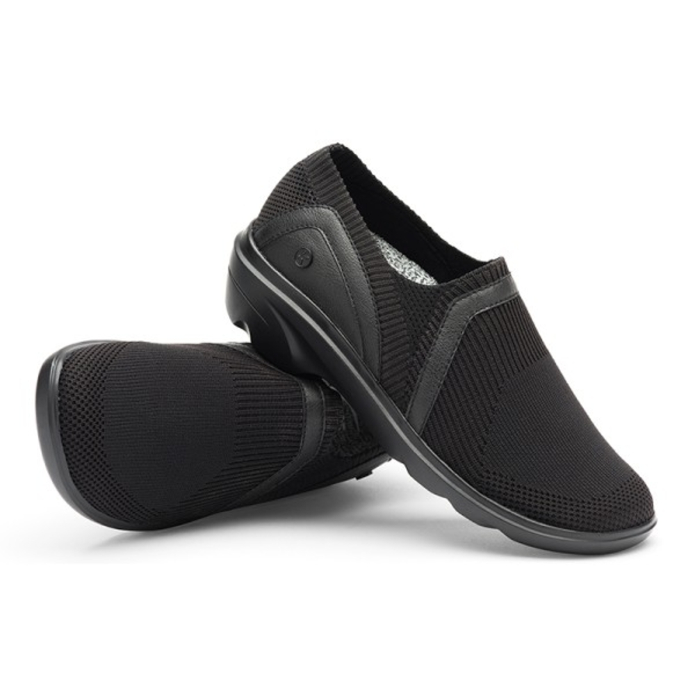 Klogs Evolve - Women's Mesh Slip & Oil Resistant Slip-On Work Sneakers